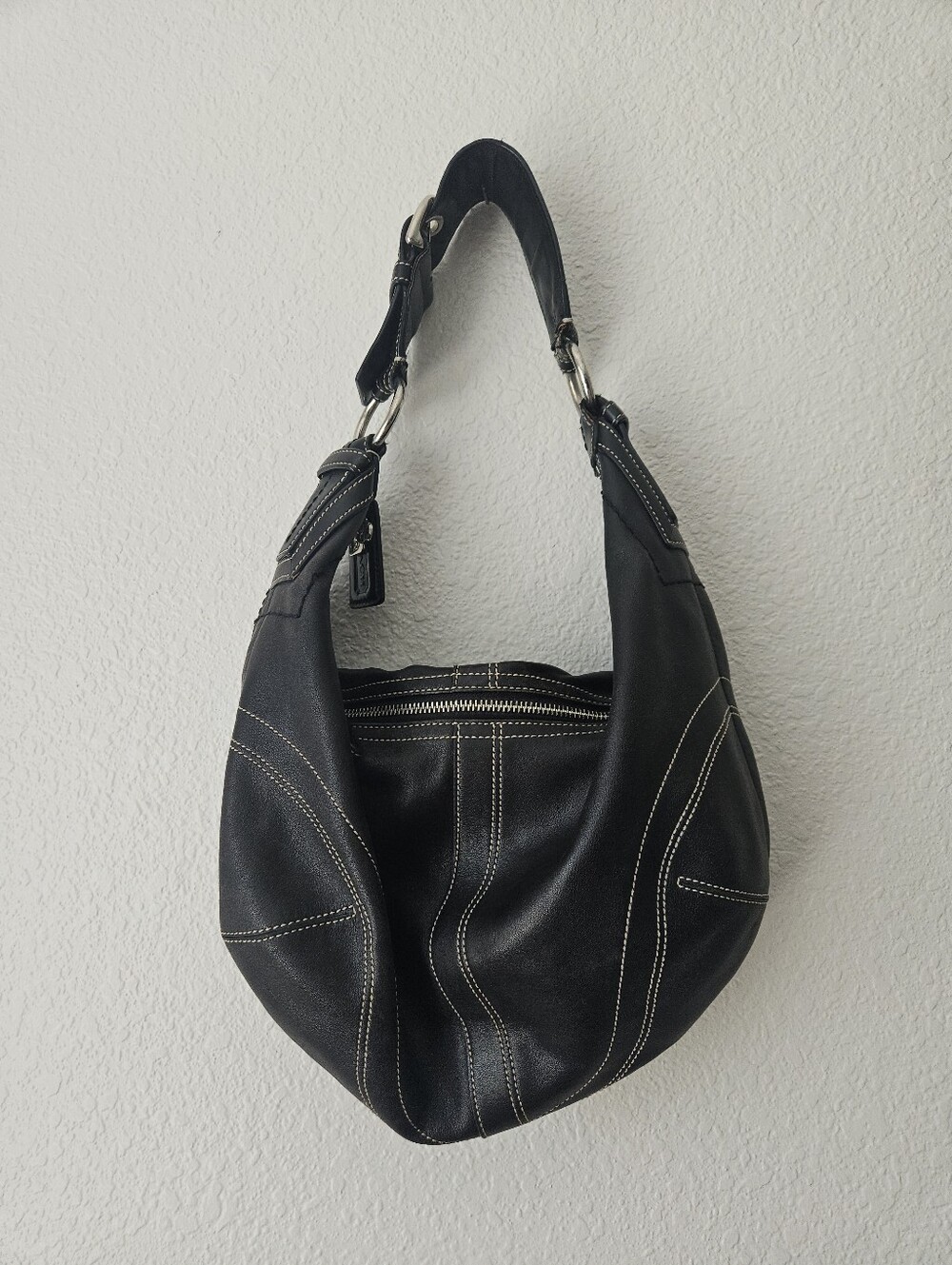 coach soho black leather shoulder bag